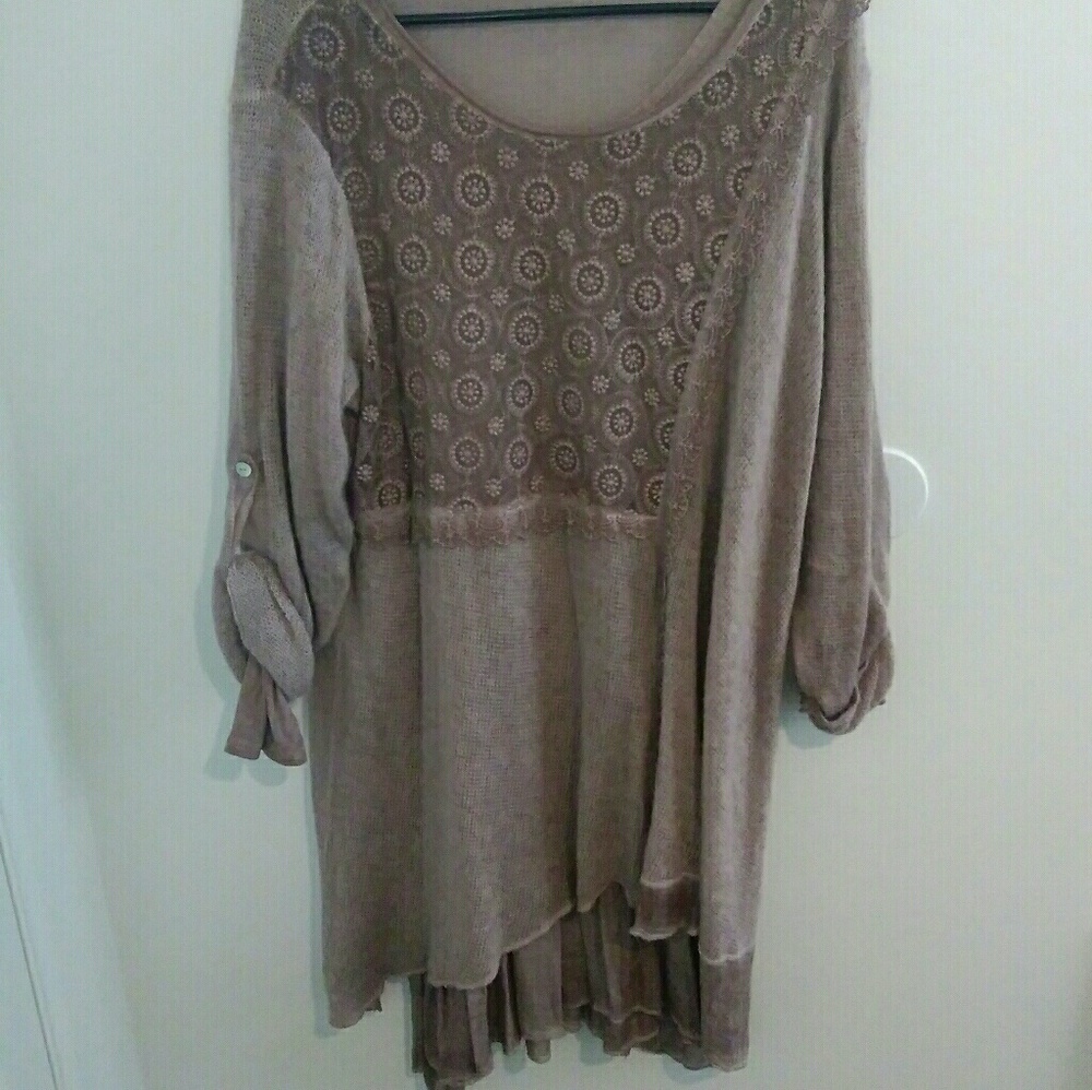 Cute long top